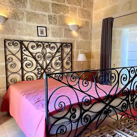 Unique Farmhouse-4 Double Bedroom, Quiet W/views Villa Għarb