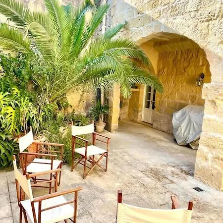 فيلة Unique Farmhouse-4 Double Bedroom, Quiet W/views *